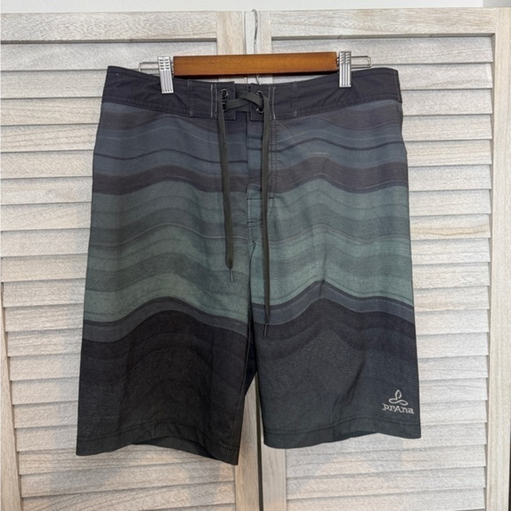 Prana Men’s Board Shorts Size 32
